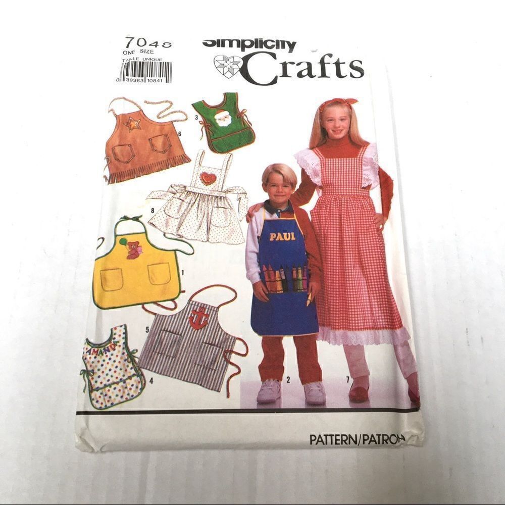 Vintage Simplicity crafts children’s aprons